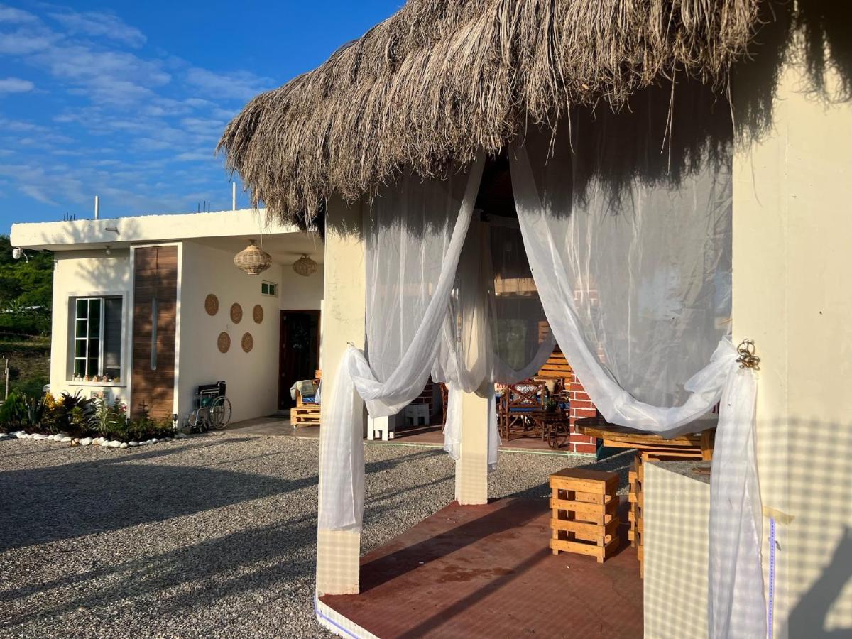 Hotel Cerro Beach Sinchal Esterno foto